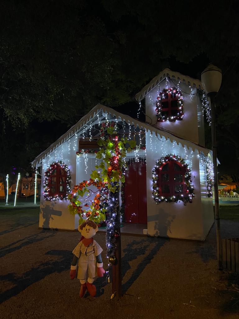 Papai Noel faz pausa hoje, mas retorna amanhã ao centro de Venâncio Aires