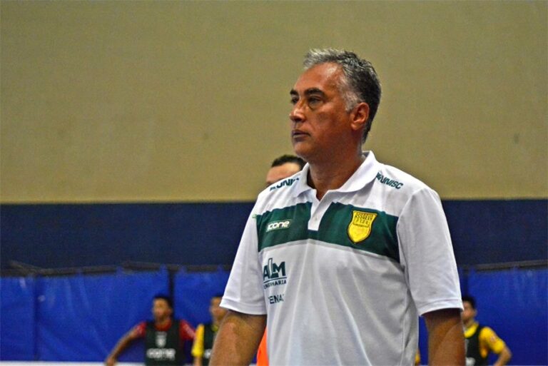 Fernando Malafaia está de volta ao comando técnico da Assoeva