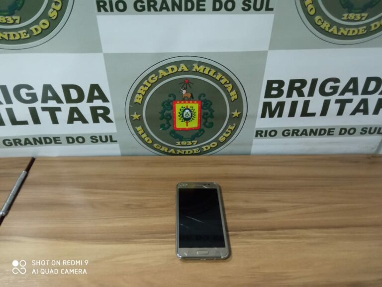 BM apreende, com homem, celular furtado em bar de Venâncio Aires