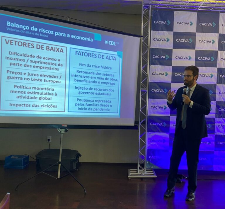 Economista fala sobre cenários e perspectivas para 2022
