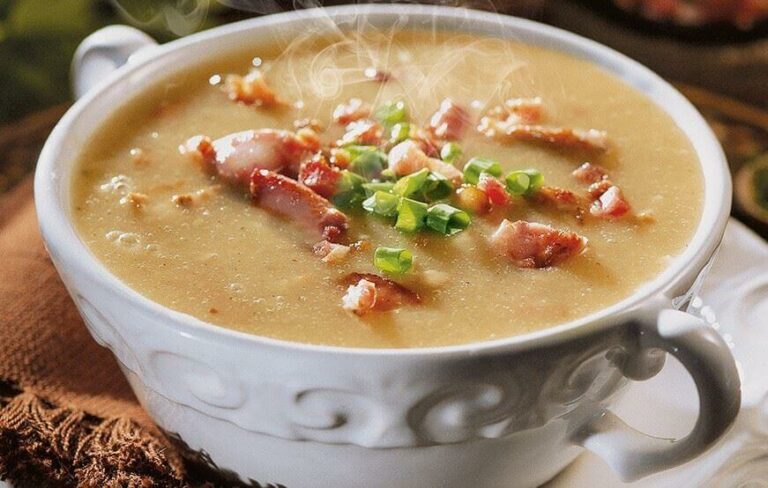 TERRA CULINÁRIA: Caldo de mandioca com bacon