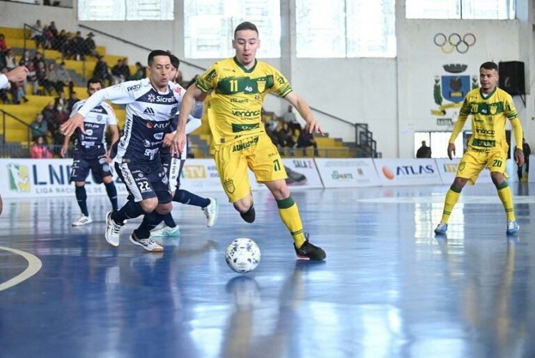 Assoeva estreia hoje no Gauchão; Terra FM transmite a partir das 19h
