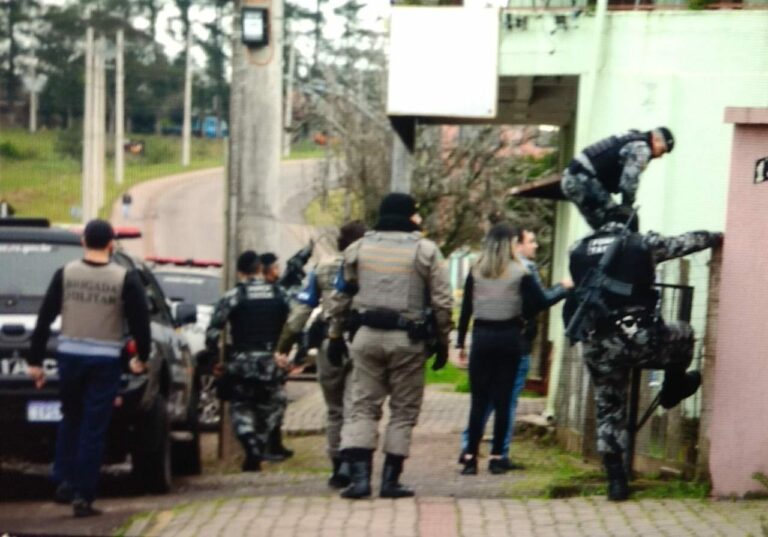 Brigada Militar e Polícia Civil cumprem mandados de prisão e apreensão em Venâncio Aires