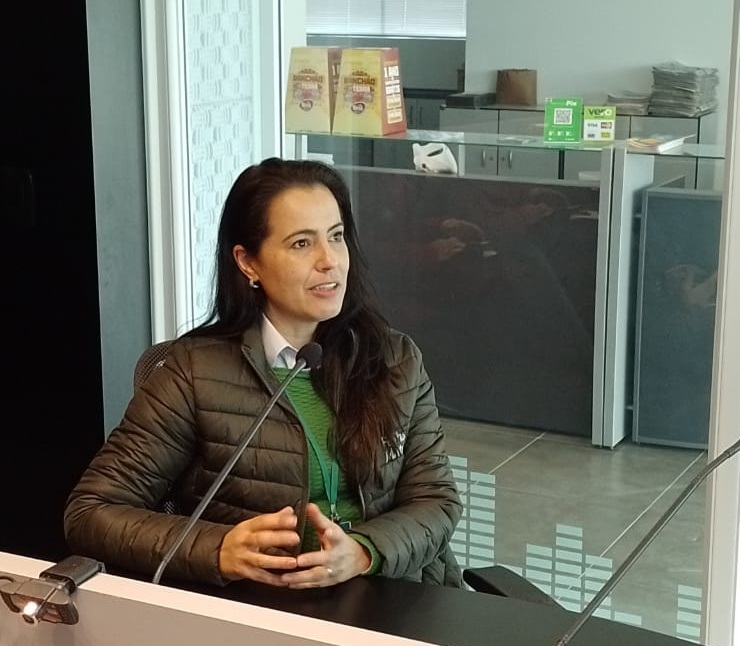 Site Venâncio na História é lançado e apresentado para a comunidade regional; ouça entrevista com Paula Carvalho