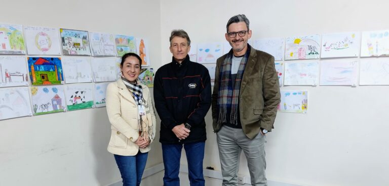 Concurso da Dália Alimentos avalia trabalhos de 1,3 mil alunos da Capital do Chimarrão