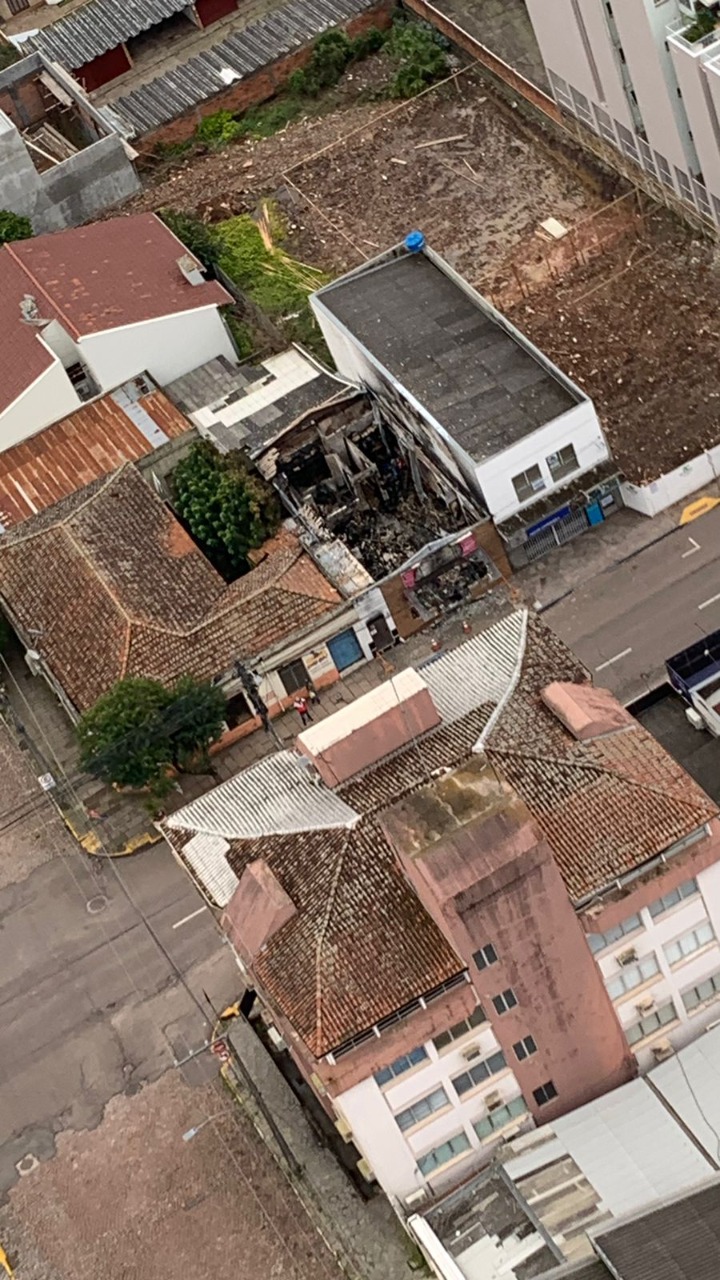 Polícia prende dois suspeitos de envolvimento em incêndio criminoso em Venâncio
