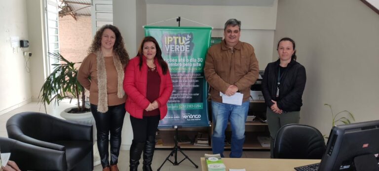 Lideranças de São Jerônimo visitam Venâncio para conhecer o IPTU Verde