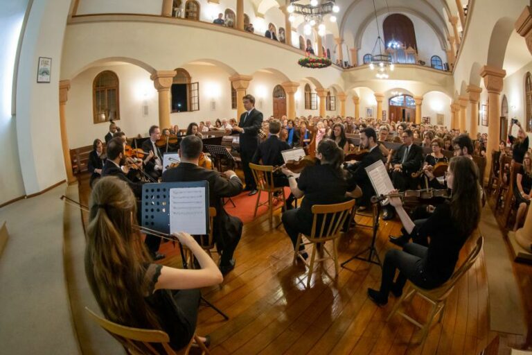 Orquestra de Câmara da Unisc realiza concerto em Venâncio Aires