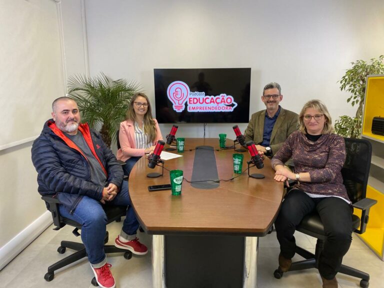 Rádio Terra FM lança o podcast Educação Empreendedora