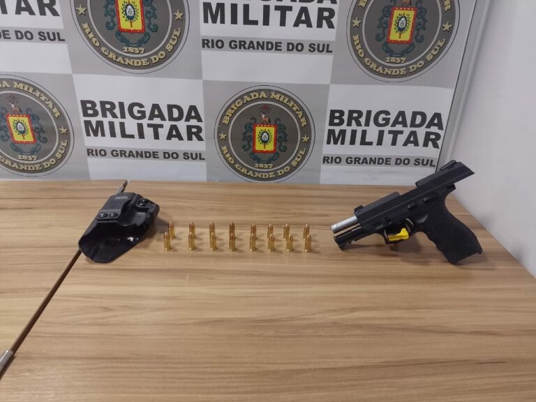 Homem bate em carro da BM de Venâncio e é preso por porte ilegal de arma