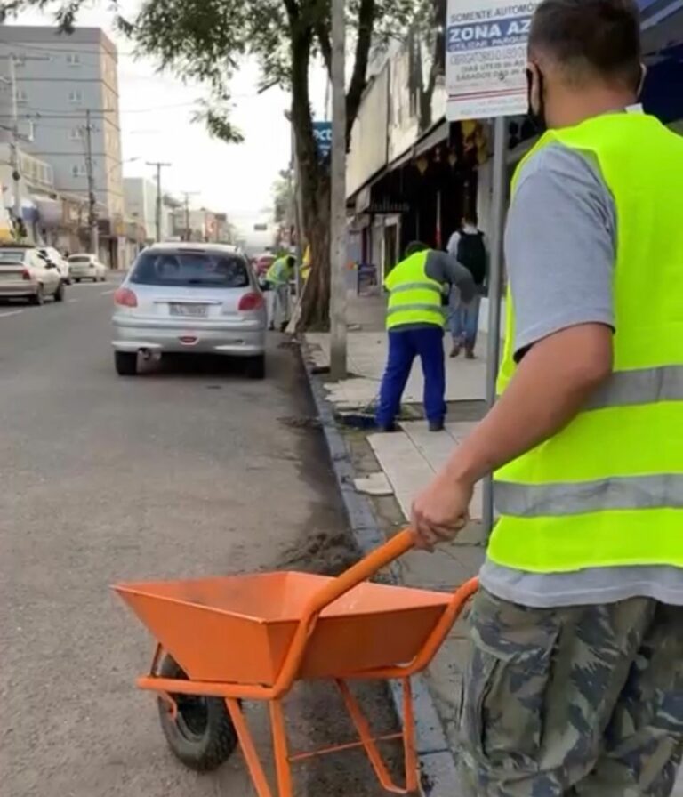 Mão de obra prisional para limpeza urbana será ampliada em Venâncio