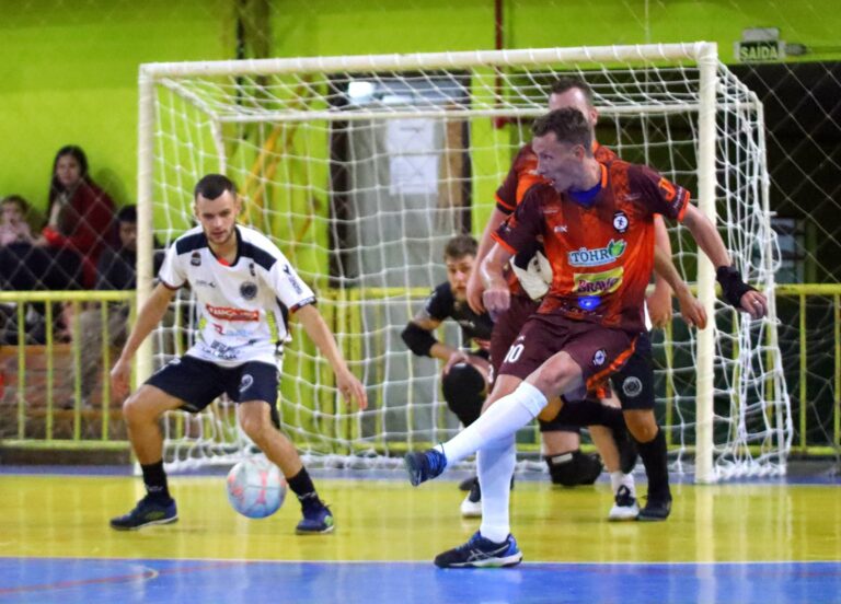 Taça Coopeva terá cinco jogos nesta quinta