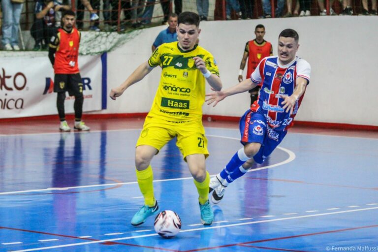 Assoeva empata com Uruguaiana pelo Gauchão faltando 24 segundos para o fim do jogo