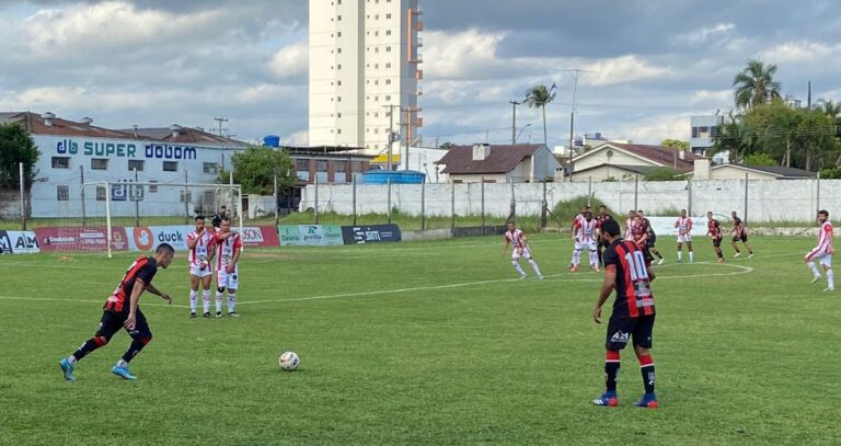 Guarani de Venâncio goleia e enfrenta o Grêmio pela Copa FGF
