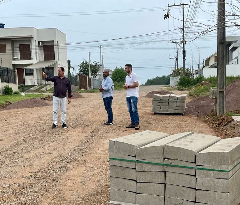 Prefeitura de Venâncio retoma projetos de pavimentação comunitária