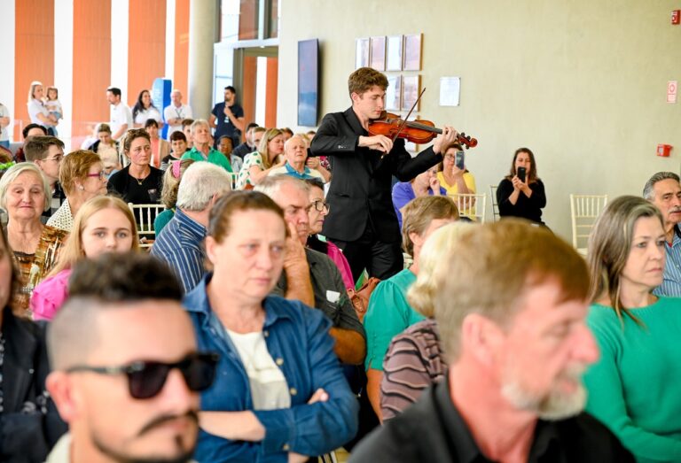 Grupo Diersmann realiza evento alusivo ao Dia de Finados e emociona público