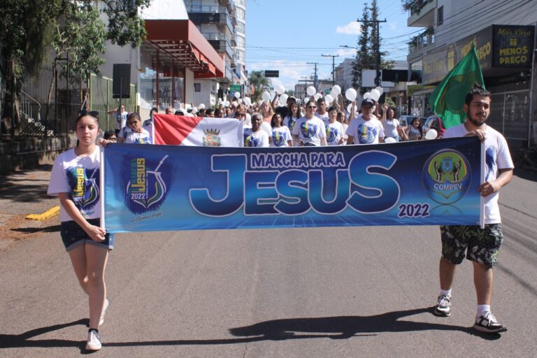 Marcha para Jesus reúne mais de duas mil pessoas em Venâncio Aires
