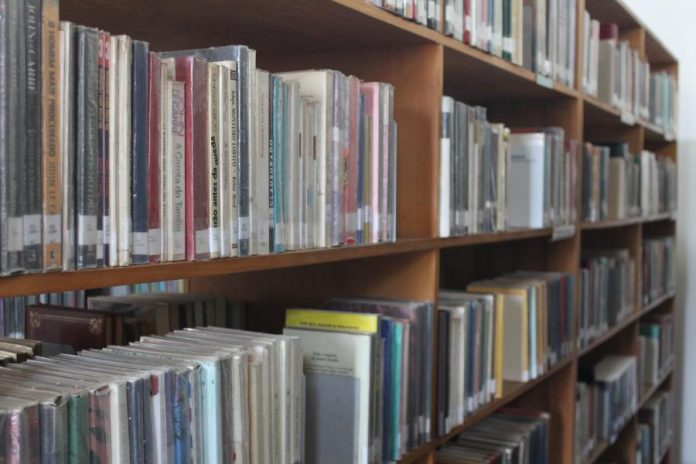 Biblioteca promove o Mês do Perdão e receberá livros atrasados sem pagamento de multa