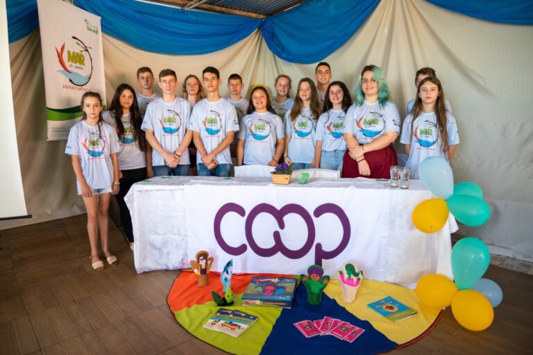 Primeira cooperativa escolar de Venâncio Aires é fundada na Escola Sebastião Jubal Junqueira