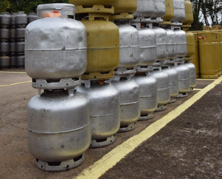 Petrobras reduz preço do gás de cozinha em 9,7% para distribuidoras