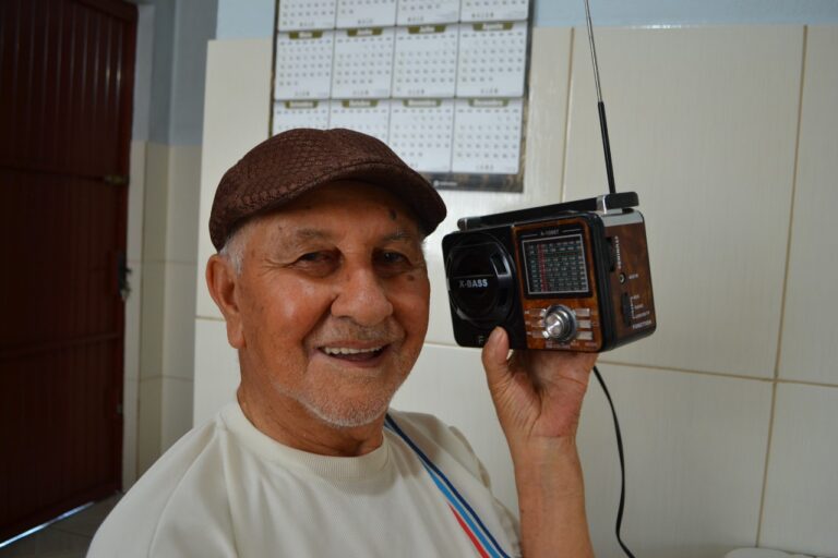 Terra FM 35 anos: O ‘radinho’ e o ‘radião’ do vô Beto