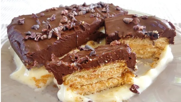 TERRA CULINÁRIA: Sobremesa gelada de biscoito fácil