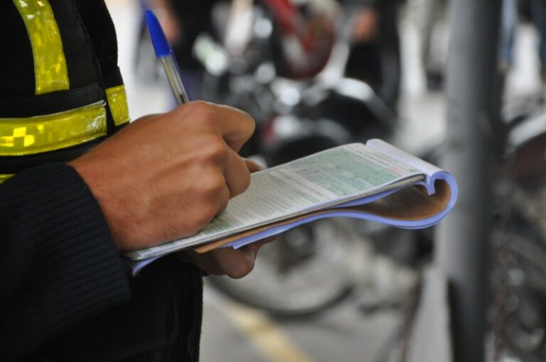 Fim do bloquinho de multas: RS tem 97% dos autos de infração registrados em formulário eletrônico