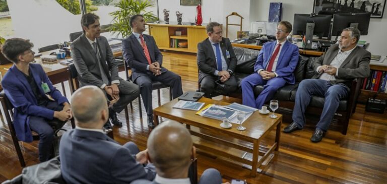 Comitiva do governo do Estado articula em Brasília ações de enfrentamento à estiagem