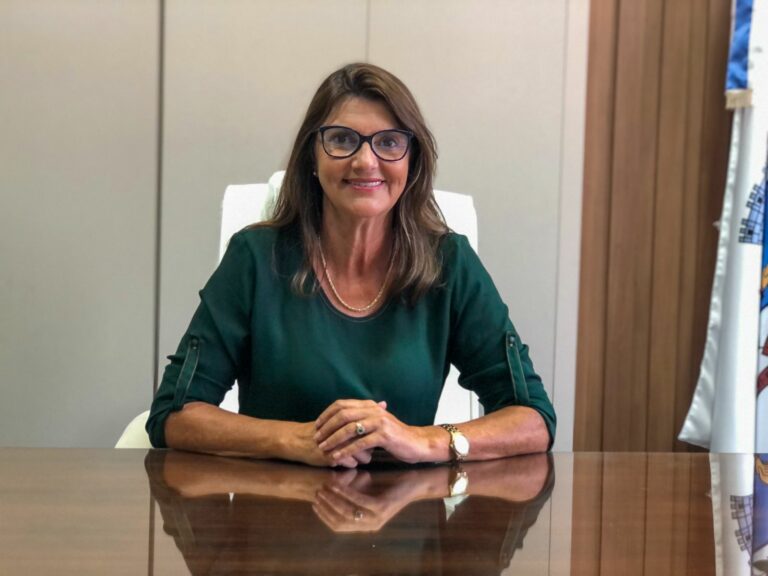 Izaura assume a Prefeitura de Venâncio Aires durante as férias de Jarbas