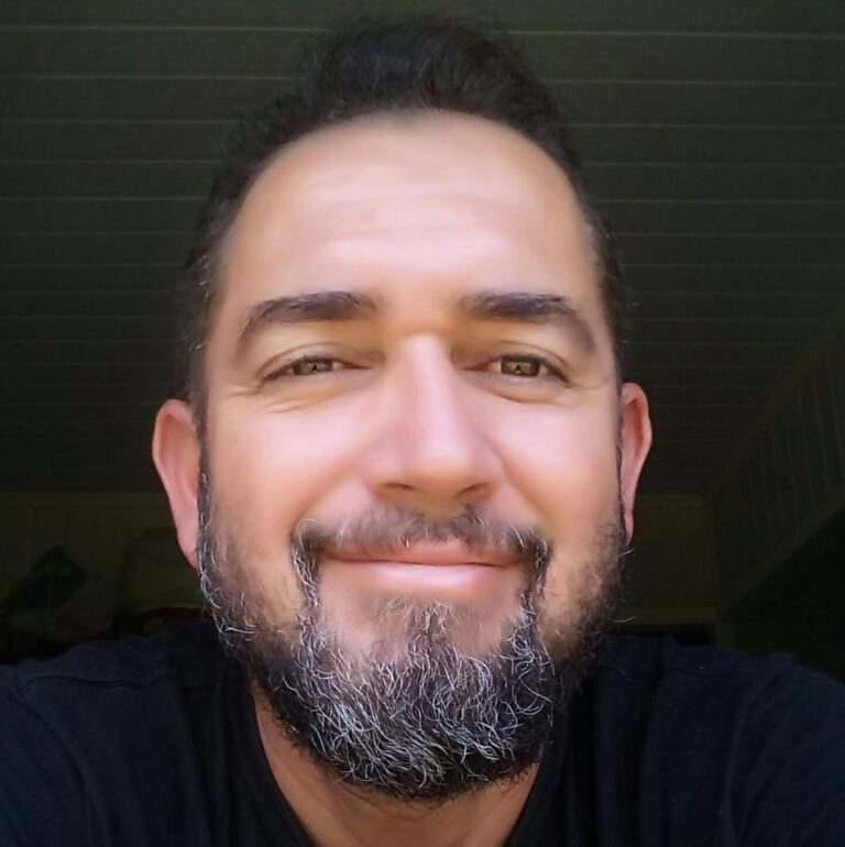 Beto Sprandel, há mais de 30 anos na carreira musical