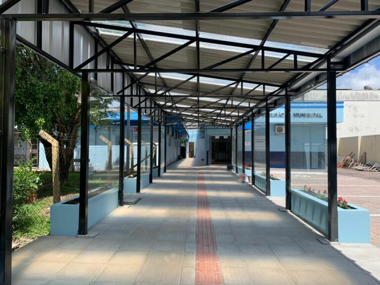 Farmácia Municipal paralisa atendimento para contagem de estoque