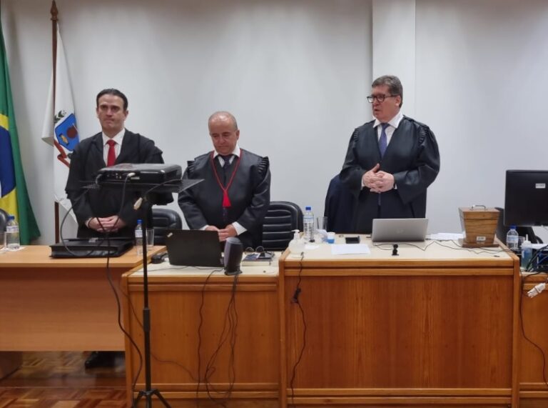 VÍDEO: Jogador de futebol que agrediu árbitro é condenado a dois anos e oito meses de reclusão