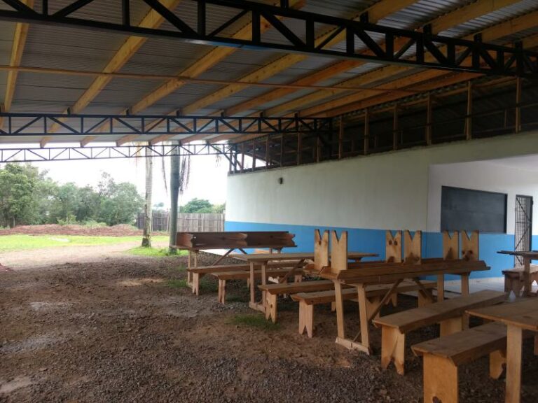 Na madrugada ladrões furtam cabos de energia no Santa Tecla FC, em Venâncio Aires