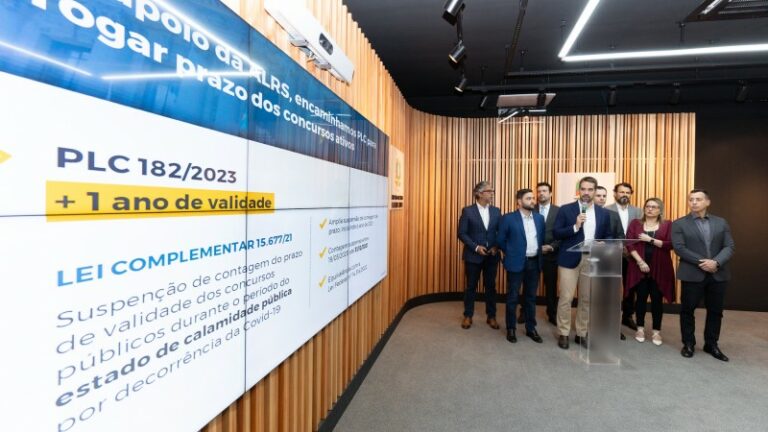 Governo protocola projeto na AL que estende validade de concursos públicos; mais de mil servidores são chamados