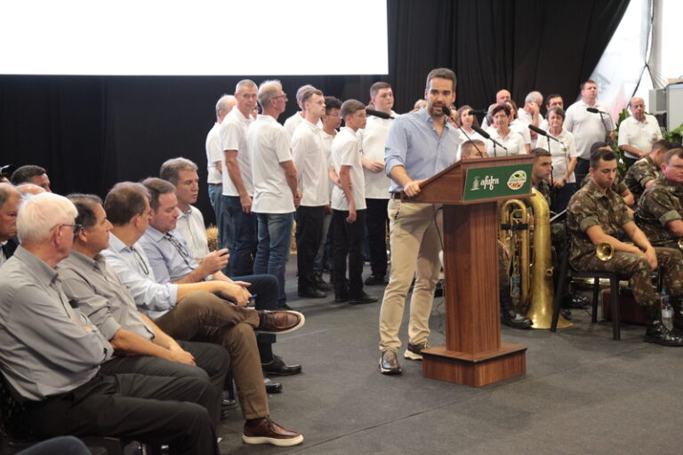 Discursos em defesa do fumicultor marcam a abertura da 21ª Expoagro Afubra