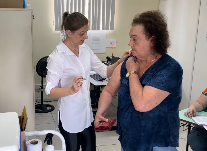 Mais de 450 doses são aplicadas no Dia D, na UBS Central, em Venâncio