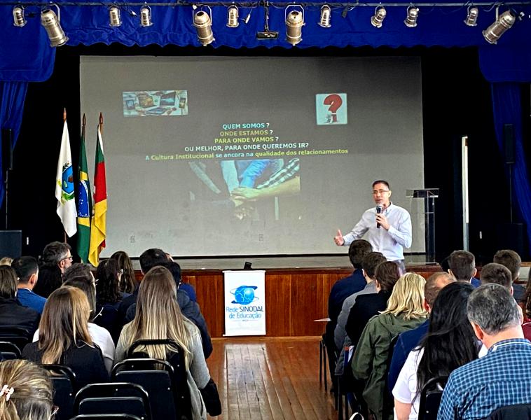 Colégio Gaspar Silveira Martins sedia encontro nacional da Rede Sinodal de Educação