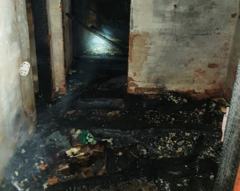 Incêndio destrói residência em Linha Ponte Queimada, no interior de Venâncio