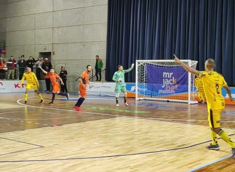 Assoeva perde para o Passo Fundo no Gaúchão de Futsal