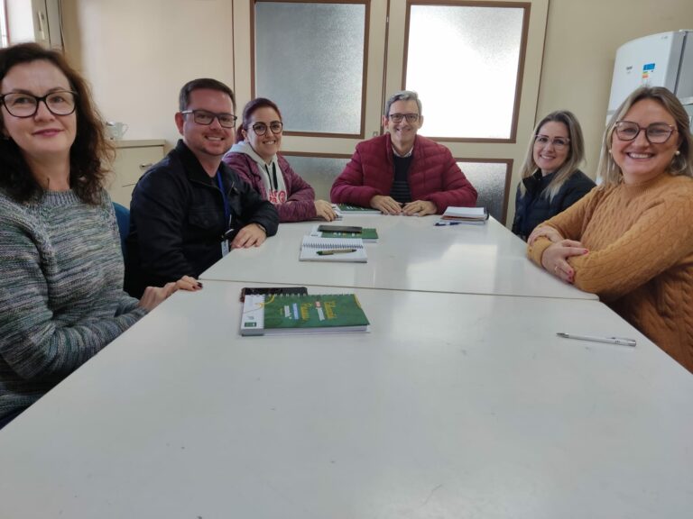 Formação sobre Cultura da Paz marca retomada dos trabalhos das Cipaves na rede municipal