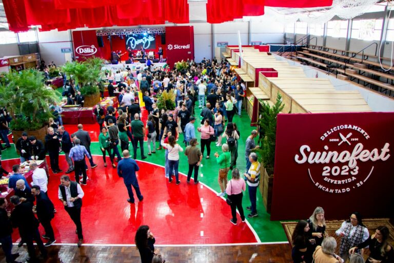 Cerca de 2,7 mil pessoas circularam pelo Salão Gastronômico no primeiro fim de semana da Suinofest 2023