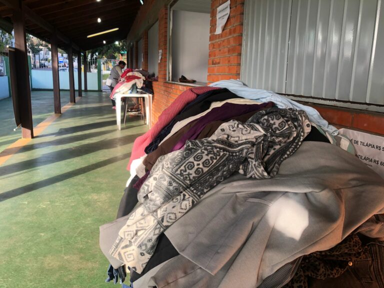 Feiras de agasalho itinerantes começam nesta quarta em Vila Palanque; veja o calendário
