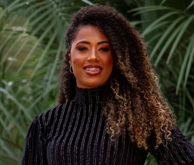Concurso da Fenachim: conheça a candidata Karolen Abreu