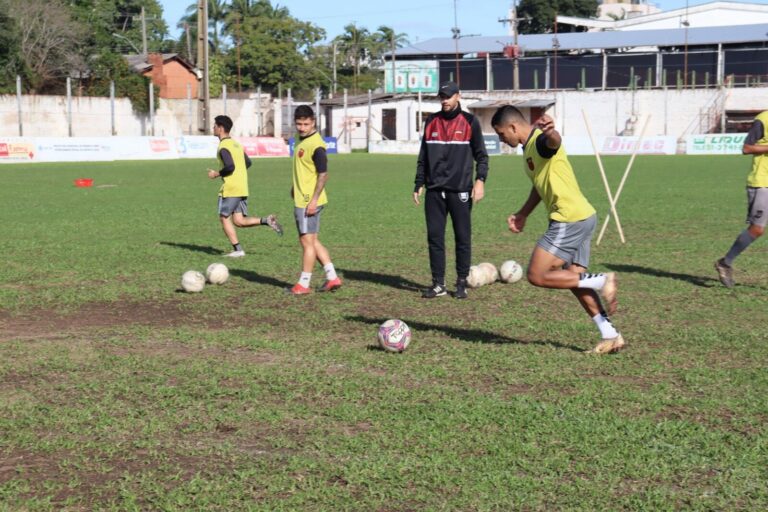 Guarani encerra em casa participação na Divisão de Acesso