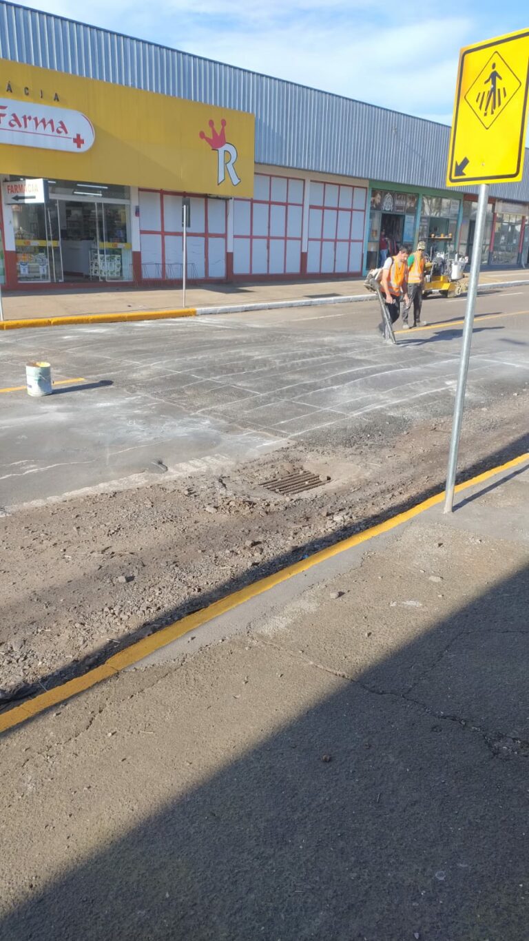 Equipamento para pintura de faixas de segurança é furtado em Venâncio