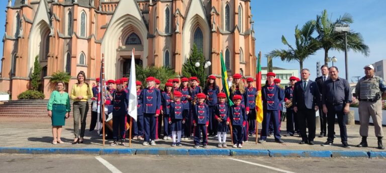 Entidades e escolas interessadas em participar do Desfile Cívico são convidadas para reunião