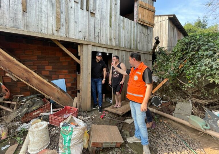 Atingidos pela enchente em Venâncio podem fazer cadastro para receber doações