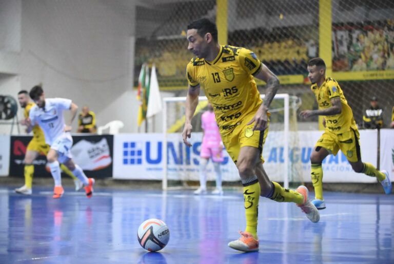 Assoeva é goleada pela ACBF por 8 a 1 na Copa RS