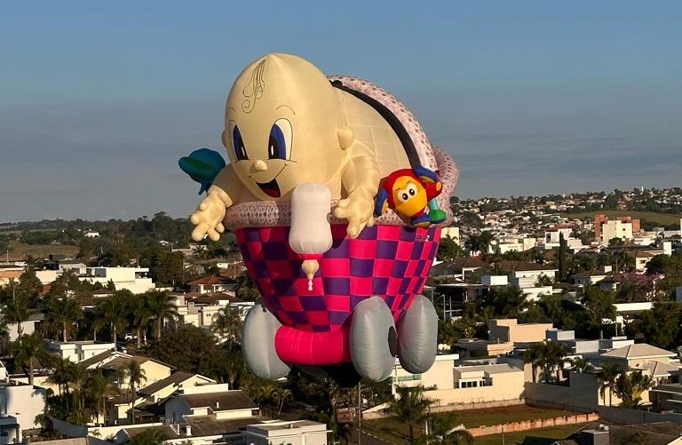Com passagens por cinco países, balão Baby Car estará em Venâncio no Festival de Balonismo