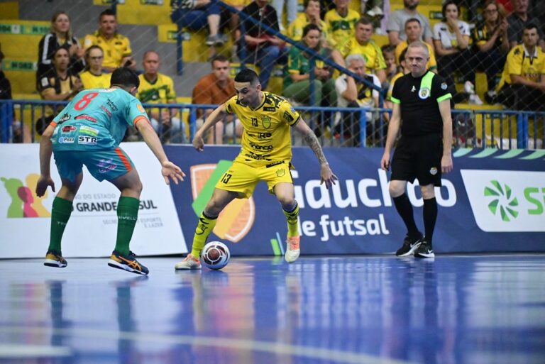 Assoeva perde para a Sercca no jogo de ida das quartas de final do Gauchão de Futsal
